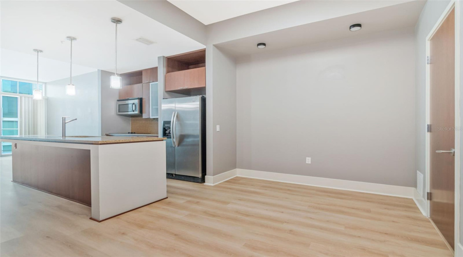 Tampa, Florida 33602, 2 Bedroom Bedrooms, ,2 Bathroombathrooms,Residential,For Sale,12Th,0,Mfrtb8536078