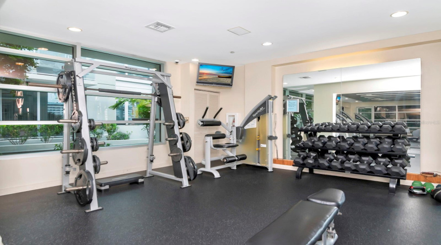 Tampa, Florida 33602, 2 Bedroom Bedrooms, ,2 Bathroombathrooms,Residential,For Sale,12Th,0,Mfrtb8536078