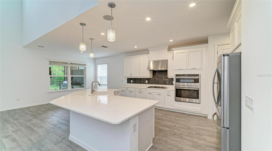 Palmetto, Florida 34221, 4 Bedroom Bedrooms, ,3 Bathroombathrooms,Residential,For Sale,Laurelcrest,0,Mfra4704048