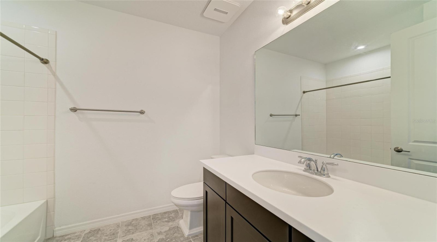 Palmetto, Florida 34221, 4 Bedroom Bedrooms, ,3 Bathroombathrooms,Residential,For Sale,Laurelcrest,0,Mfra4704048