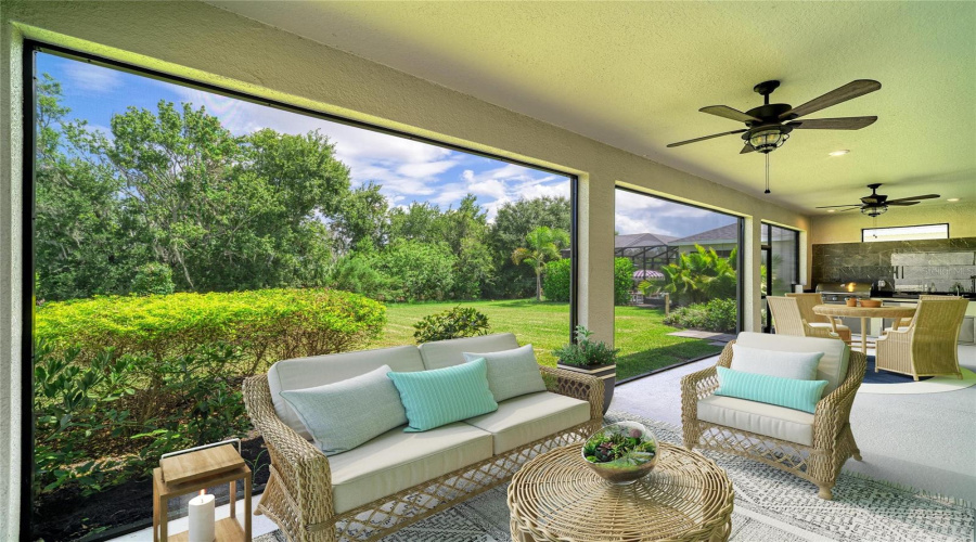 Palmetto, Florida 34221, 4 Bedroom Bedrooms, ,3 Bathroombathrooms,Residential,For Sale,Laurelcrest,0,Mfra4704048