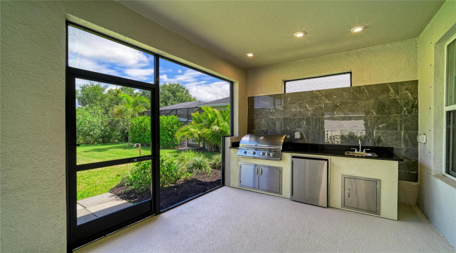 Palmetto, Florida 34221, 4 Bedroom Bedrooms, ,3 Bathroombathrooms,Residential,For Sale,Laurelcrest,0,Mfra4704048