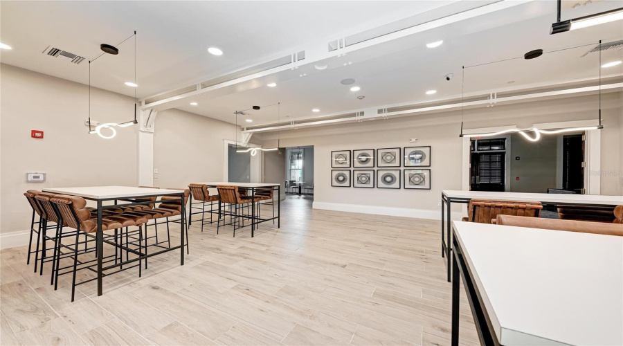 Palmetto, Florida 34221, 4 Bedroom Bedrooms, ,3 Bathroombathrooms,Residential,For Sale,Laurelcrest,0,Mfra4704048