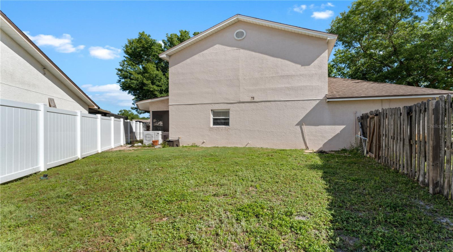 Tampa, Florida 33647, 3 Bedroom Bedrooms, ,2 Bathroombathrooms,Residential,For Sale,Fox Hollow,0,Mfrtb8497890