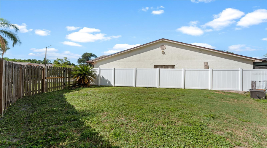 Tampa, Florida 33647, 3 Bedroom Bedrooms, ,2 Bathroombathrooms,Residential,For Sale,Fox Hollow,0,Mfrtb8497890
