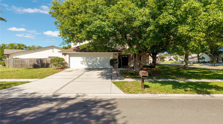 Tampa, Florida 33647, 3 Bedroom Bedrooms, ,2 Bathroombathrooms,Residential,For Sale,Fox Hollow,0,Mfrtb8497890