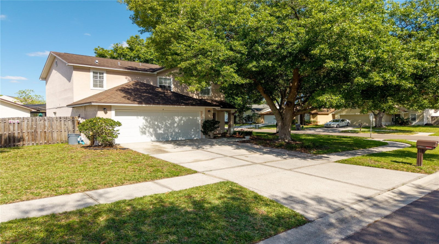 Tampa, Florida 33647, 3 Bedroom Bedrooms, ,2 Bathroombathrooms,Residential,For Sale,Fox Hollow,0,Mfrtb8497890