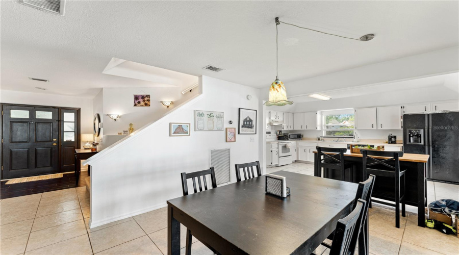 Tampa, Florida 33647, 3 Bedroom Bedrooms, ,2 Bathroombathrooms,Residential,For Sale,Fox Hollow,0,Mfrtb8497890