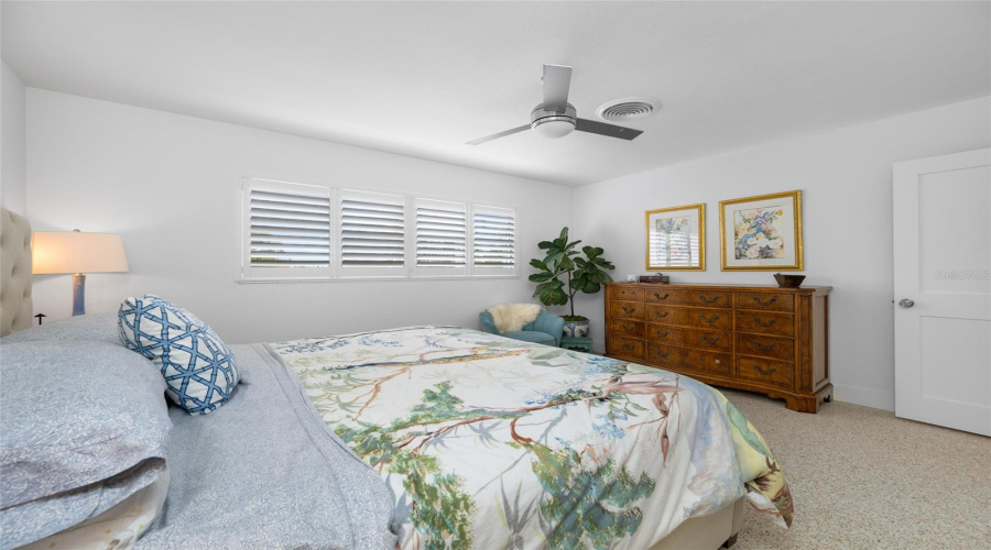St Petersburg, Florida 33707, 2 Bedroom Bedrooms, ,2 Bathroombathrooms,Residential,For Sale,79Th,0,Mfrtb8541740