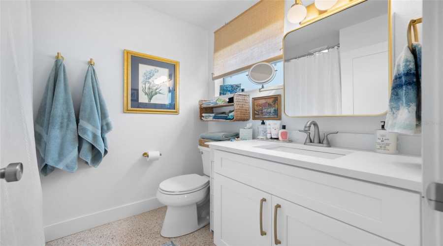 St Petersburg, Florida 33707, 2 Bedroom Bedrooms, ,2 Bathroombathrooms,Residential,For Sale,79Th,0,Mfrtb8541740