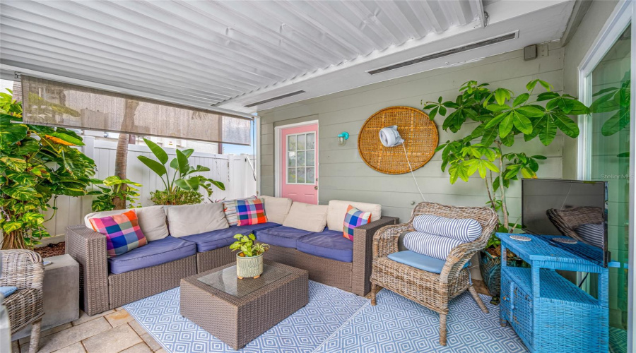 St Petersburg, Florida 33707, 2 Bedroom Bedrooms, ,2 Bathroombathrooms,Residential,For Sale,79Th,0,Mfrtb8541740