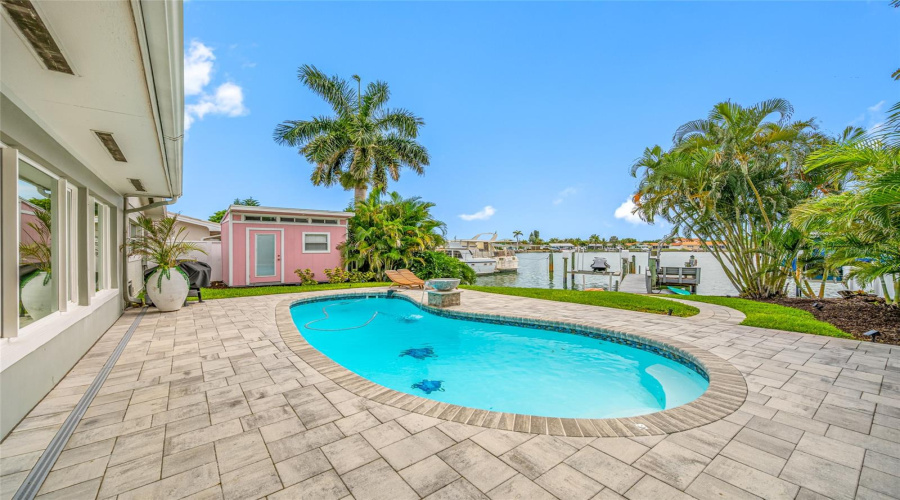 St Petersburg, Florida 33707, 2 Bedroom Bedrooms, ,2 Bathroombathrooms,Residential,For Sale,79Th,0,Mfrtb8541740
