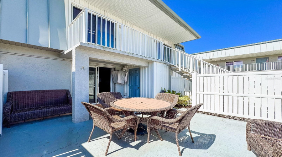 Fort Myers, Florida 33919, 2 Bedroom Bedrooms, ,1 Bathroombathrooms,Residential,For Sale,Winkler,0,Mfrc7517208