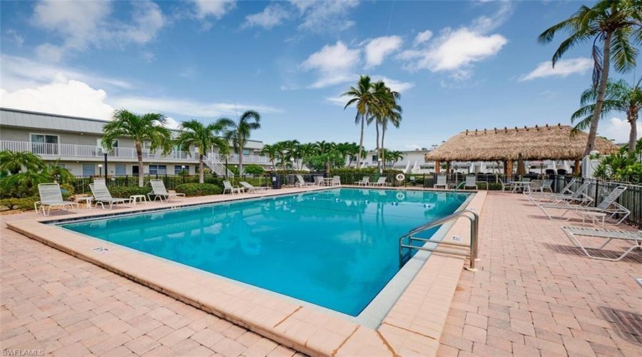Fort Myers, Florida 33919, 2 Bedroom Bedrooms, ,1 Bathroombathrooms,Residential,For Sale,Winkler,0,Mfrc7517208