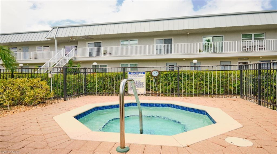 Fort Myers, Florida 33919, 2 Bedroom Bedrooms, ,1 Bathroombathrooms,Residential,For Sale,Winkler,0,Mfrc7517208