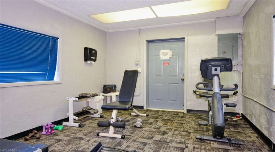 Fort Myers, Florida 33919, 2 Bedroom Bedrooms, ,1 Bathroombathrooms,Residential,For Sale,Winkler,0,Mfrc7517208