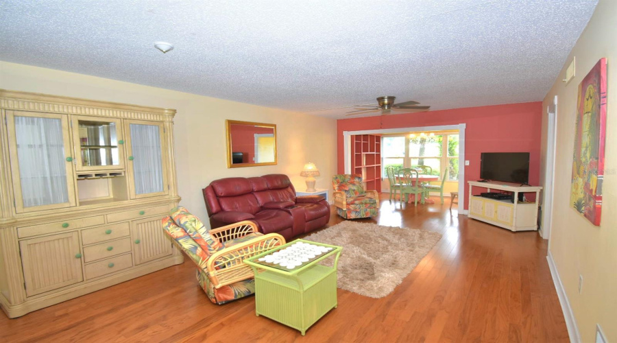 Dunedin, Florida 34698, 2 Bedroom Bedrooms, ,2 Bathroombathrooms,Residential,For Sale,Virginia,0,Mfrtb8430566