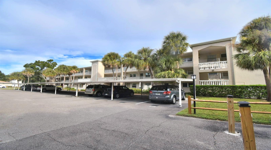 Dunedin, Florida 34698, 2 Bedroom Bedrooms, ,2 Bathroombathrooms,Residential,For Sale,Virginia,0,Mfrtb8430566