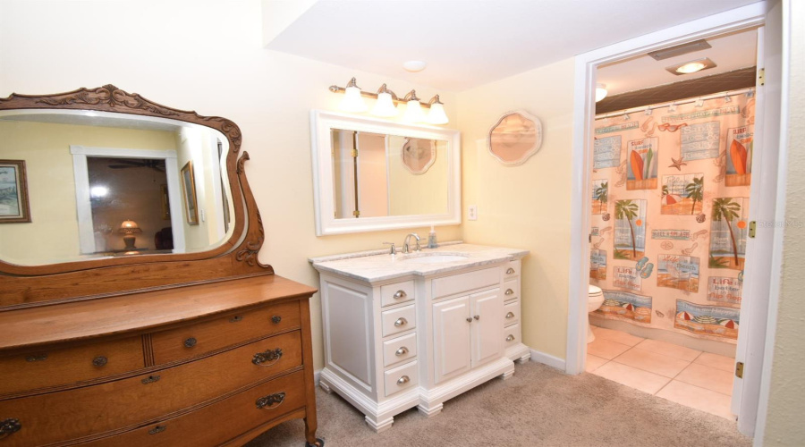 Dunedin, Florida 34698, 2 Bedroom Bedrooms, ,2 Bathroombathrooms,Residential,For Sale,Virginia,0,Mfrtb8430566
