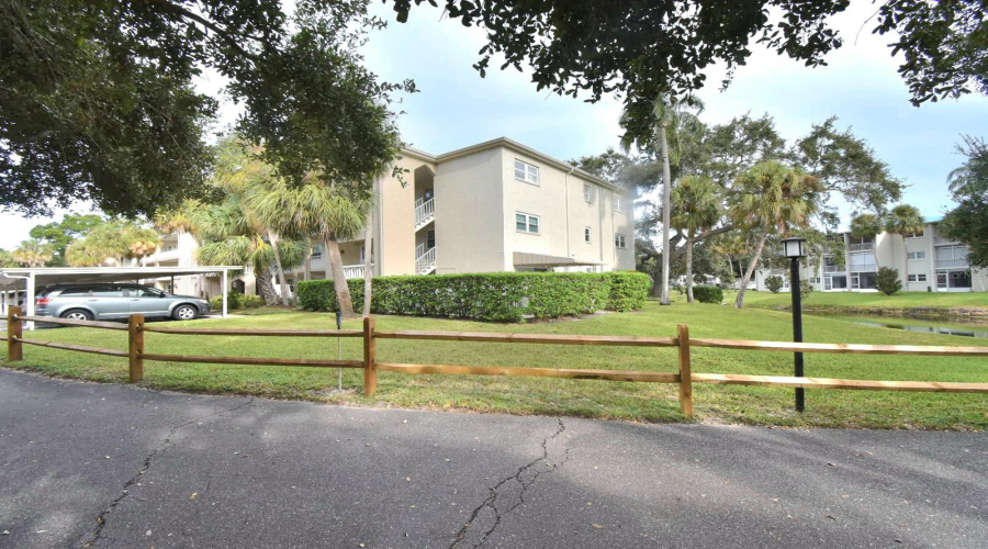 Dunedin, Florida 34698, 2 Bedroom Bedrooms, ,2 Bathroombathrooms,Residential,For Sale,Virginia,0,Mfrtb8430566