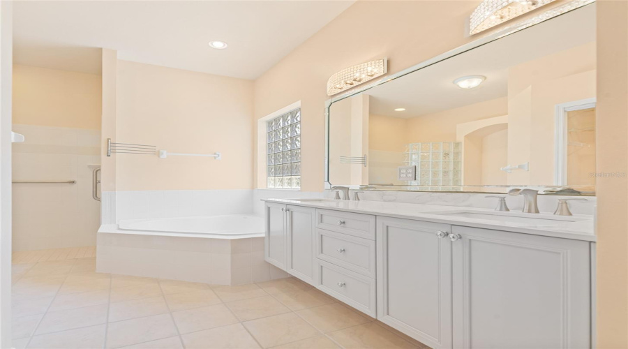 Primary Ensuite Bathroom