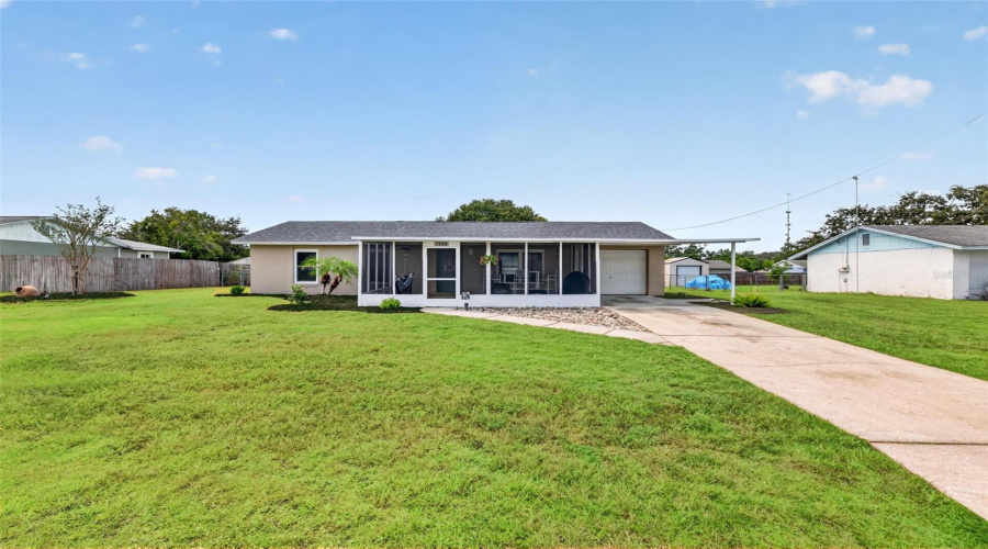 Lady Lake, Florida 32159, 3 Bedroom Bedrooms, ,1 Bathroombathrooms,Residential,For Sale,Padgett,0,Mfrg5116612