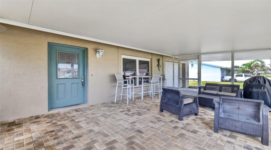 Lady Lake, Florida 32159, 3 Bedroom Bedrooms, ,1 Bathroombathrooms,Residential,For Sale,Padgett,0,Mfrg5116612