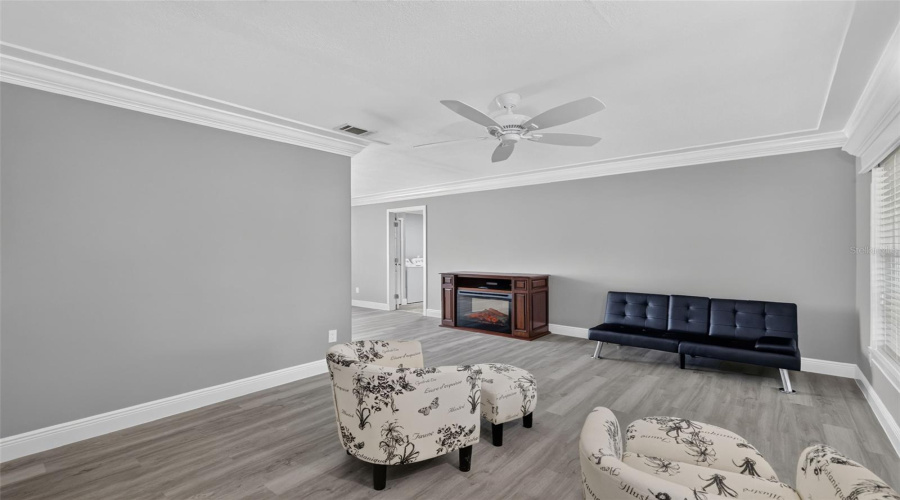Lady Lake, Florida 32159, 3 Bedroom Bedrooms, ,1 Bathroombathrooms,Residential,For Sale,Padgett,0,Mfrg5116612