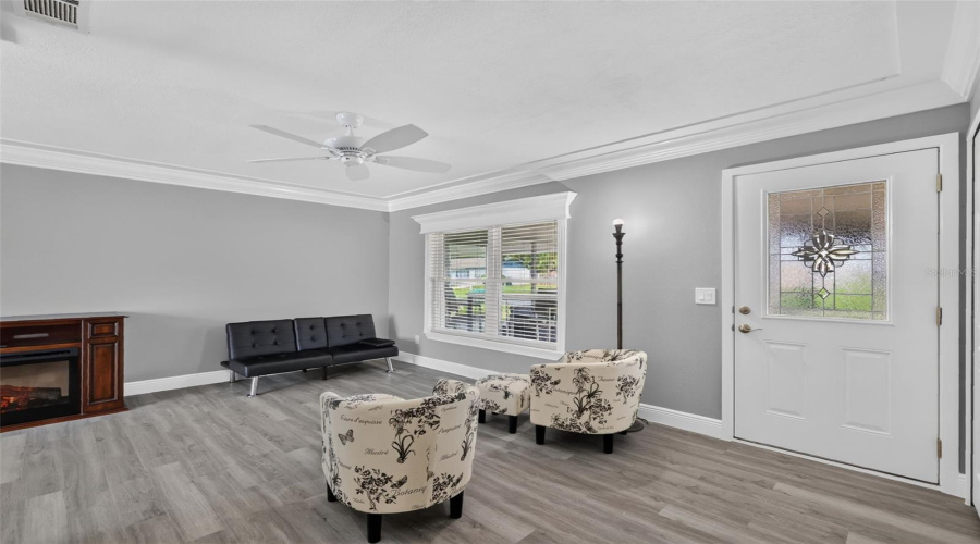 Lady Lake, Florida 32159, 3 Bedroom Bedrooms, ,1 Bathroombathrooms,Residential,For Sale,Padgett,0,Mfrg5116612