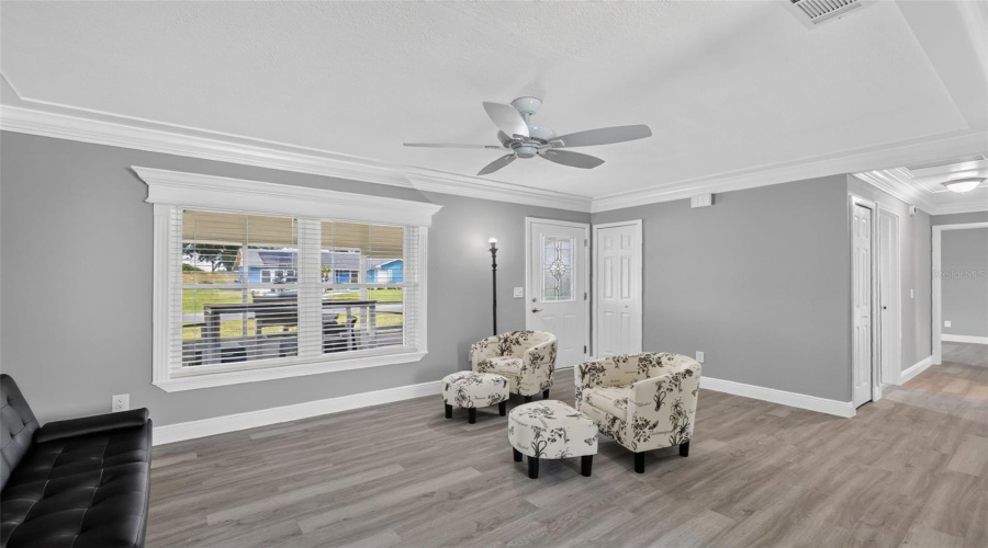 Lady Lake, Florida 32159, 3 Bedroom Bedrooms, ,1 Bathroombathrooms,Residential,For Sale,Padgett,0,Mfrg5116612