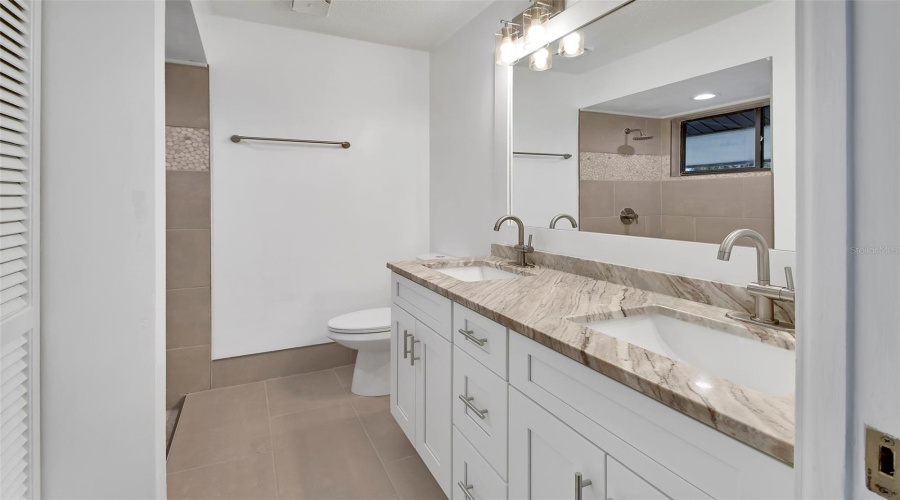 Ormond Beach, Florida 32174, 3 Bedroom Bedrooms, ,2 Bathroombathrooms,Residential,For Sale,Beach,0,Mfrv4946514