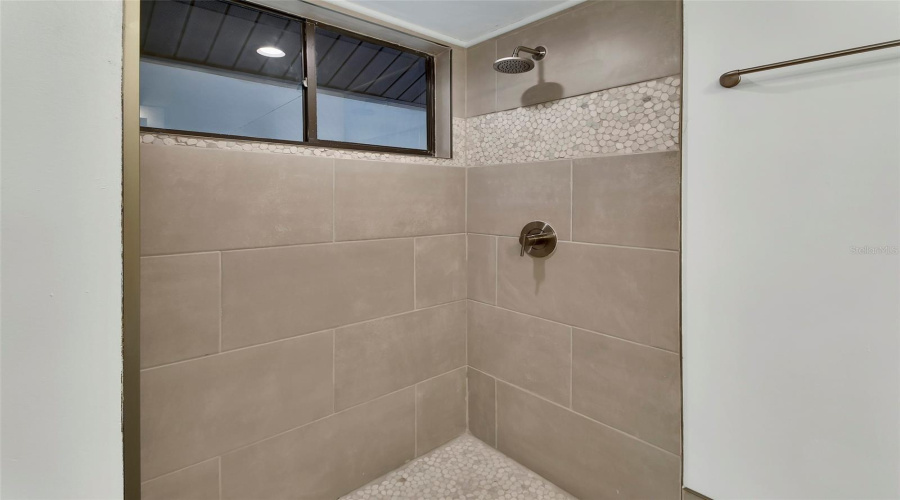 Ormond Beach, Florida 32174, 3 Bedroom Bedrooms, ,2 Bathroombathrooms,Residential,For Sale,Beach,0,Mfrv4946514