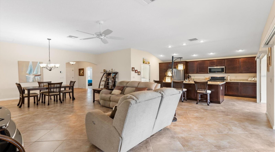 The Villages, Florida 32163, 3 Bedroom Bedrooms, ,3 Bathroombathrooms,Residential,For Sale,Delphina,0,Mfrg5115574