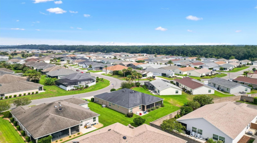 The Villages, Florida 32163, 3 Bedroom Bedrooms, ,3 Bathroombathrooms,Residential,For Sale,Delphina,0,Mfrg5115574