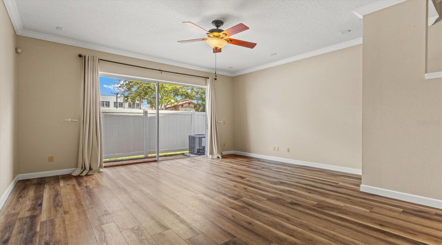 Tampa, Florida 33606, 2 Bedroom Bedrooms, ,2 Bathroombathrooms,Residential,For Sale,Dakota,0,Mfrn6145327