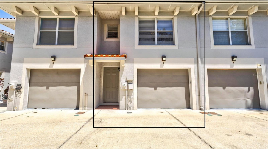 Tampa, Florida 33606, 2 Bedroom Bedrooms, ,2 Bathroombathrooms,Residential,For Sale,Dakota,0,Mfrn6145327