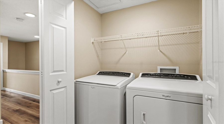 Tampa, Florida 33606, 2 Bedroom Bedrooms, ,2 Bathroombathrooms,Residential,For Sale,Dakota,0,Mfrn6145327