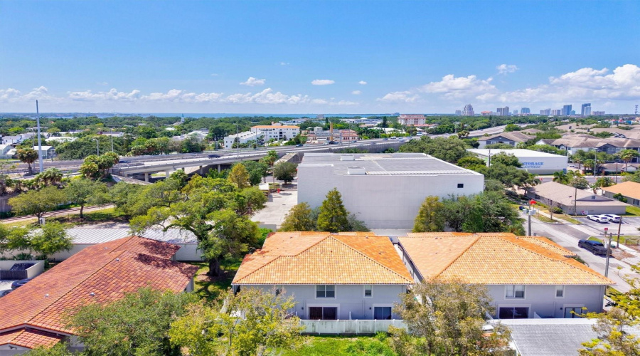Tampa, Florida 33606, 2 Bedroom Bedrooms, ,2 Bathroombathrooms,Residential,For Sale,Dakota,0,Mfrn6145327