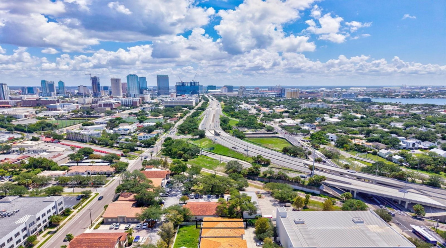 Tampa, Florida 33606, 2 Bedroom Bedrooms, ,2 Bathroombathrooms,Residential,For Sale,Dakota,0,Mfrn6145327