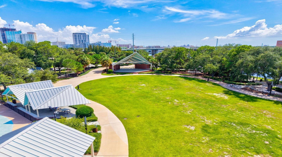 Tampa, Florida 33606, 2 Bedroom Bedrooms, ,2 Bathroombathrooms,Residential,For Sale,Dakota,0,Mfrn6145327