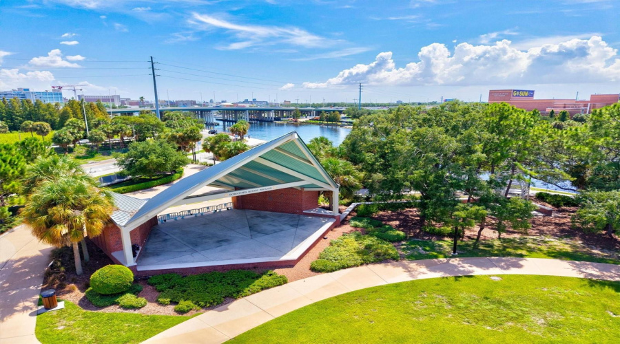 Tampa, Florida 33606, 2 Bedroom Bedrooms, ,2 Bathroombathrooms,Residential,For Sale,Dakota,0,Mfrn6145327