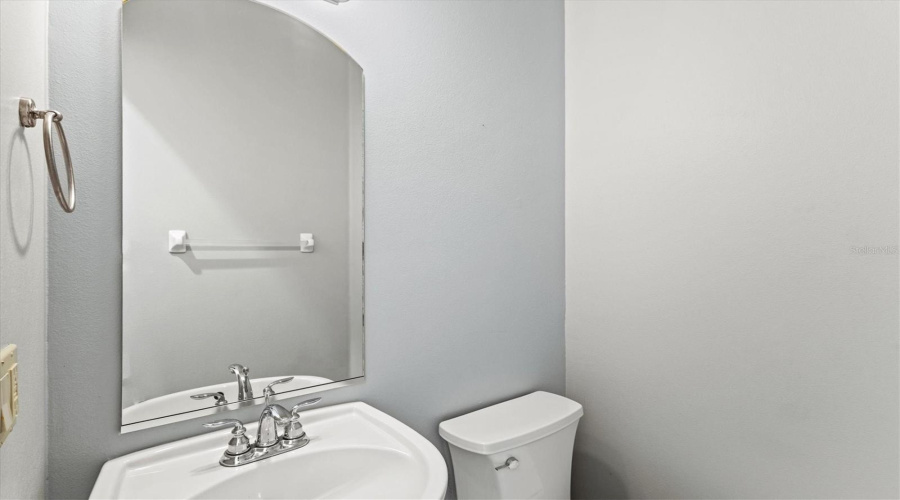 Tampa, Florida 33606, 2 Bedroom Bedrooms, ,2 Bathroombathrooms,Residential,For Sale,Dakota,0,Mfrn6145327