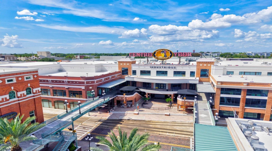 Tampa, Florida 33606, 2 Bedroom Bedrooms, ,2 Bathroombathrooms,Residential,For Sale,Dakota,0,Mfrn6145327