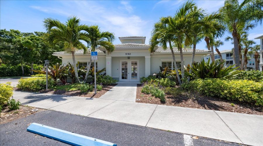 Venice, Florida 34285, 2 Bedroom Bedrooms, ,2 Bathroombathrooms,Residential,For Sale,Gardens Edge,0,Mfrn6143922