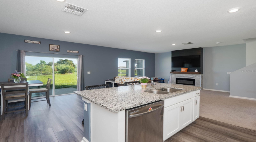 Parrish, Florida 34219, 3 Bedroom Bedrooms, ,2 Bathroombathrooms,Residential,For Sale,Waxwing Way,0,Mfra4702731