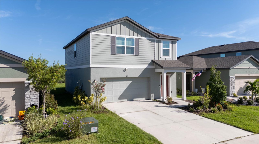 Parrish, Florida 34219, 3 Bedroom Bedrooms, ,2 Bathroombathrooms,Residential,For Sale,Waxwing Way,0,Mfra4702731