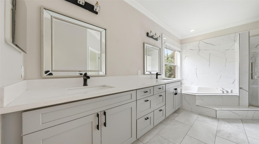 Windermere, Florida 34786, 5 Bedroom Bedrooms, ,3 Bathroombathrooms,Residential,For Sale,Ledgement,0,Mfro6409714