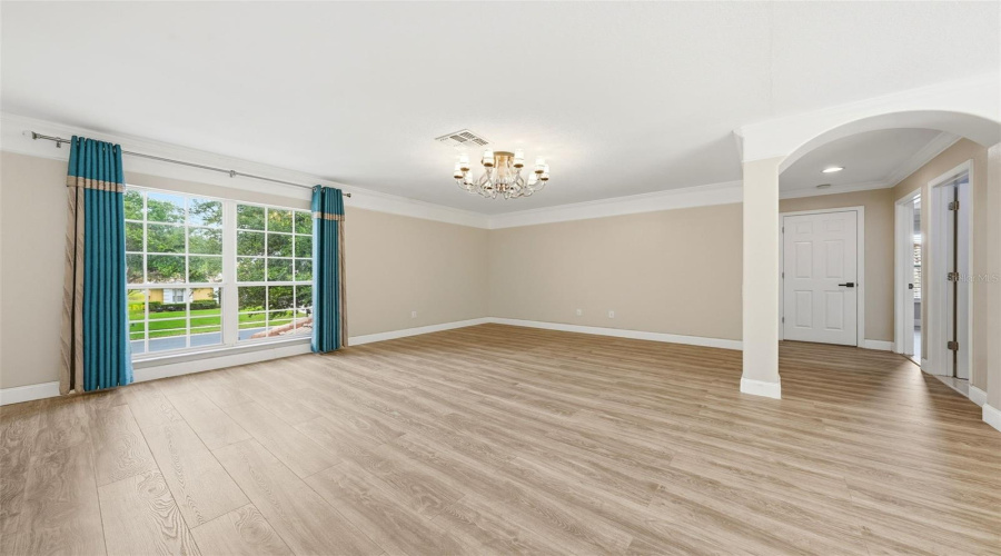 Windermere, Florida 34786, 5 Bedroom Bedrooms, ,3 Bathroombathrooms,Residential,For Sale,Ledgement,0,Mfro6409714