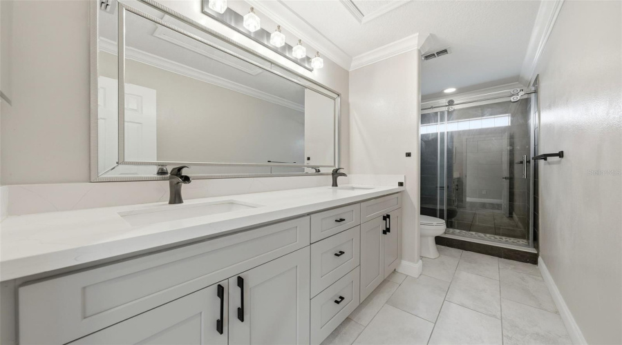 Windermere, Florida 34786, 5 Bedroom Bedrooms, ,3 Bathroombathrooms,Residential,For Sale,Ledgement,0,Mfro6409714