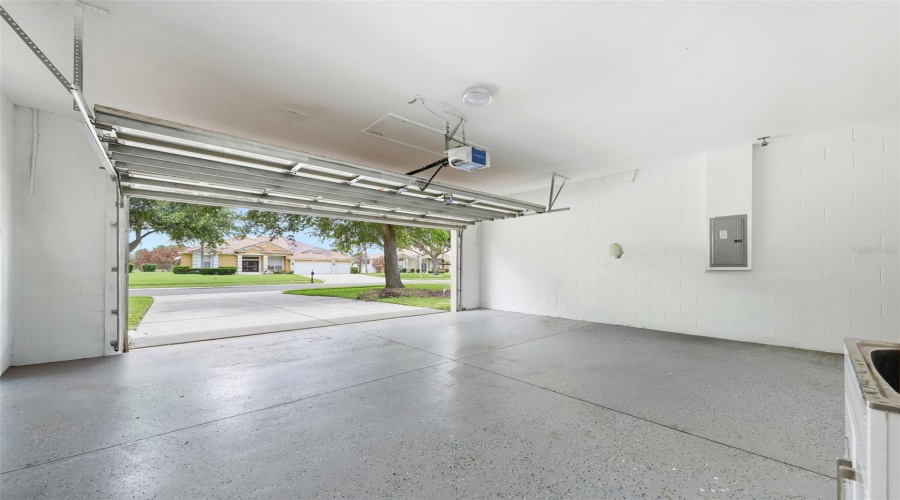 Windermere, Florida 34786, 5 Bedroom Bedrooms, ,3 Bathroombathrooms,Residential,For Sale,Ledgement,0,Mfro6409714